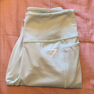 Gymshark Dreamy 2.0 leggings light green // + top